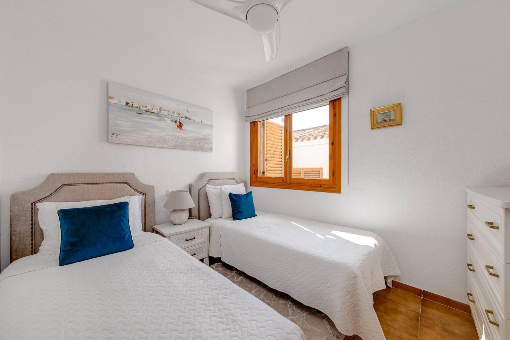 Cb Living - 2 Bedroom Beach Condo, Playa Flamenca Ориуэла Экстерьер фото